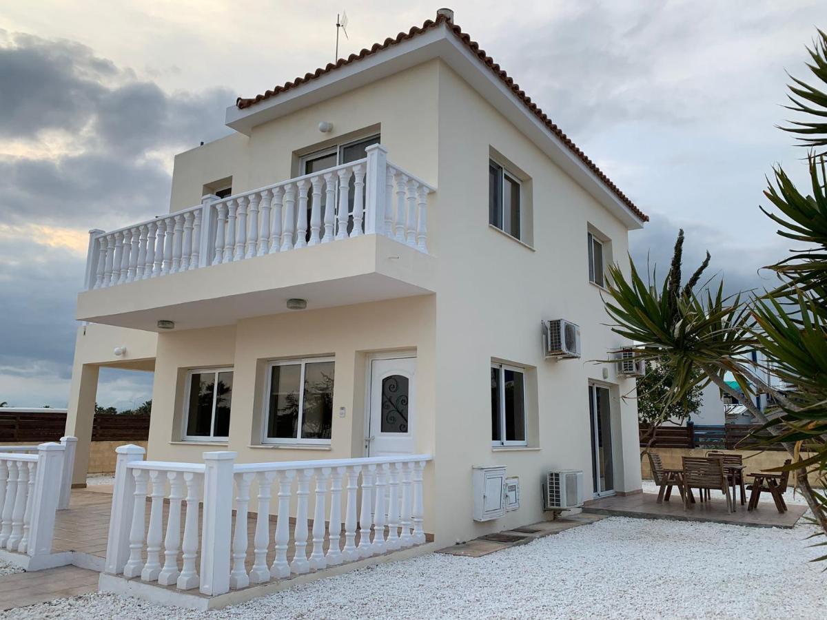 Moonlight Sea View Villa Ayia Napa Bagian luar foto